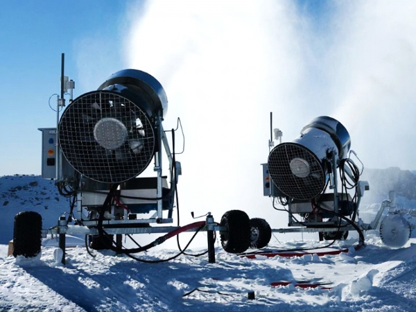 snow-making machines