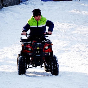 Snow motorcycle kart