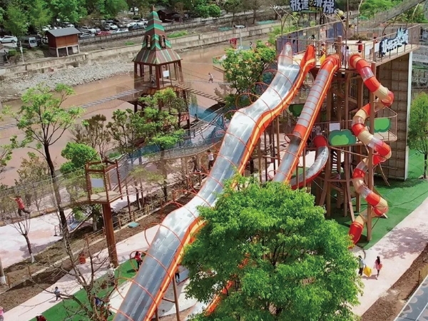 Liaoning Province's ultra-fast Slide