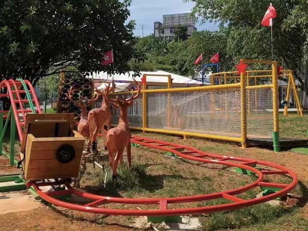 Linxia City, Gansu Province, retraces the Long March route