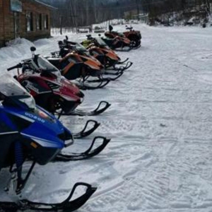 Snow mobile
