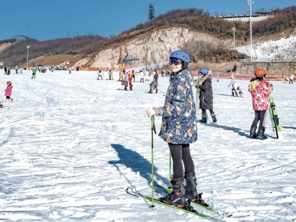 山东省青岛是冰雪乐园