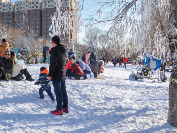 山东济宁市嬉雪乐园